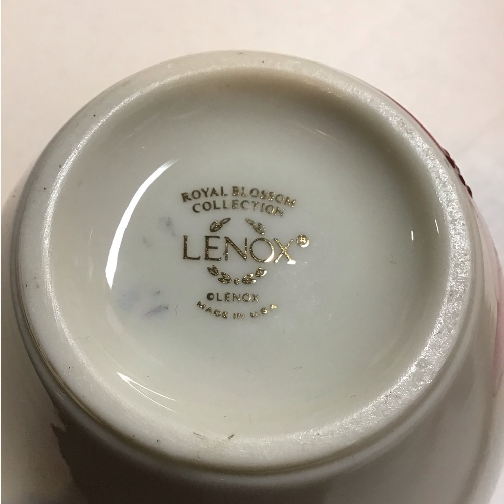 LENOX ROYAL BLOSSOM GINGER STYLE PORCELAIN VASE W GOLD TRIM EUC 7 In - Picture 4 of 4